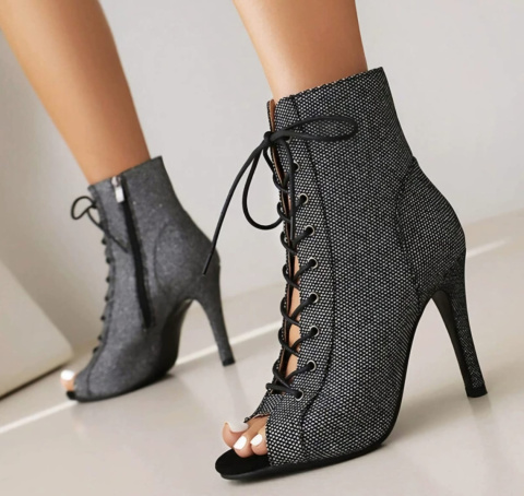 High Heels XXI