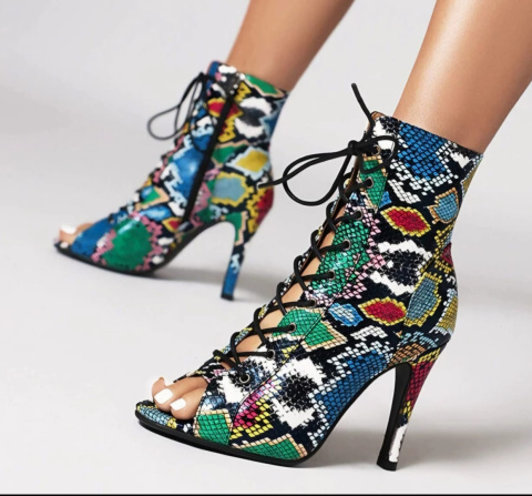 High Heels XXI High Heels XXI