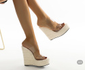 buty na koturnie AW11