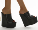 buty na koturnie AW11
